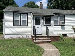 1 Van Wagoner Ave, Clifton, NJ 07013