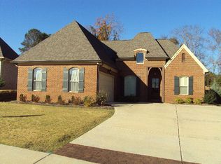 326 Windsor Dr N, Oxford, MS 38655