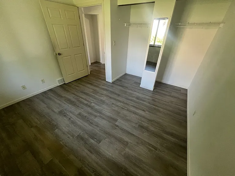 130 Highway St — Photo 13