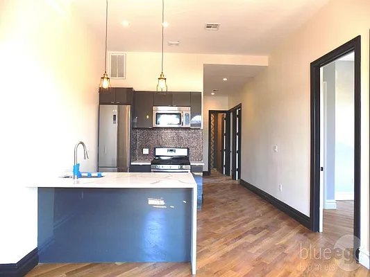 Rented by Blue Egg Realty Corp | media 26