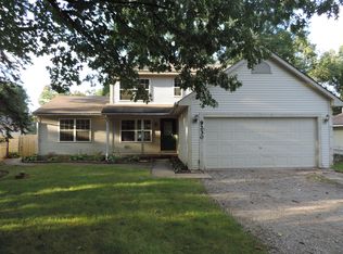 9230 Hutchins Rd, White Lake, MI
