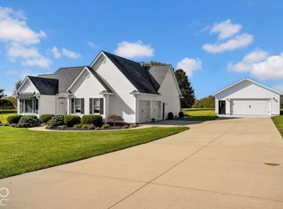 303 Glenview Dr, Bedford, IN 47421