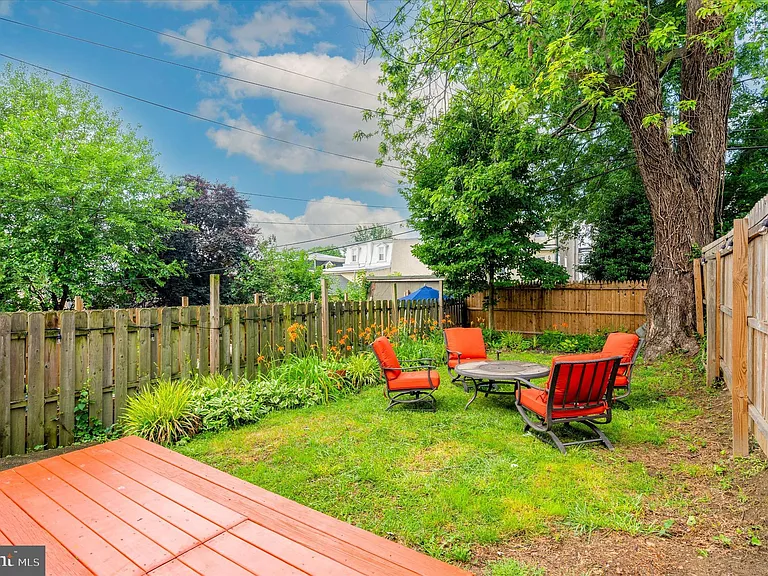 4140 Freeland Ave — Photo 17