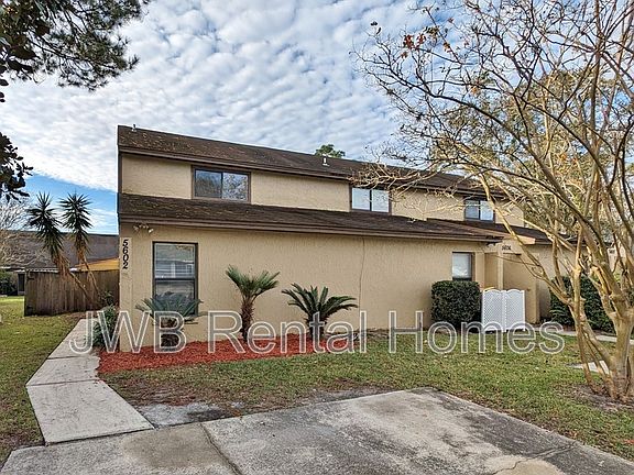 2nd image of 5602 Pinebay Cir S