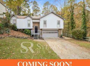 2435 Burgundy Dr, Birmingham, AL 35244