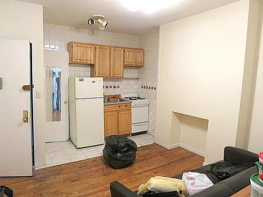 Rented by J Misrahi Realty Corp | media 11