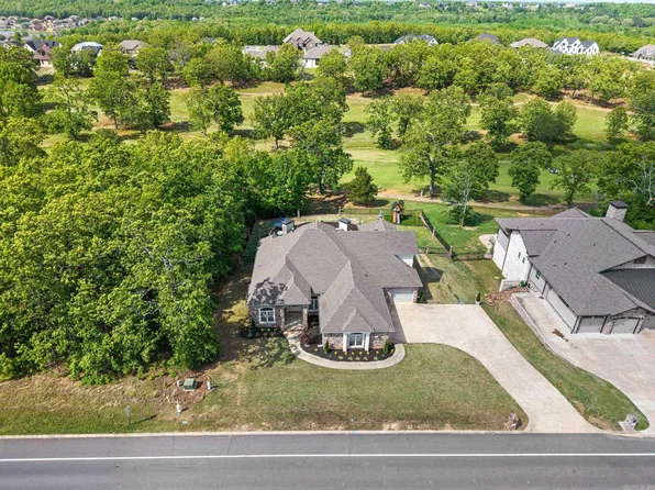 502 Greystone Blvd, Cabot, AR 72023