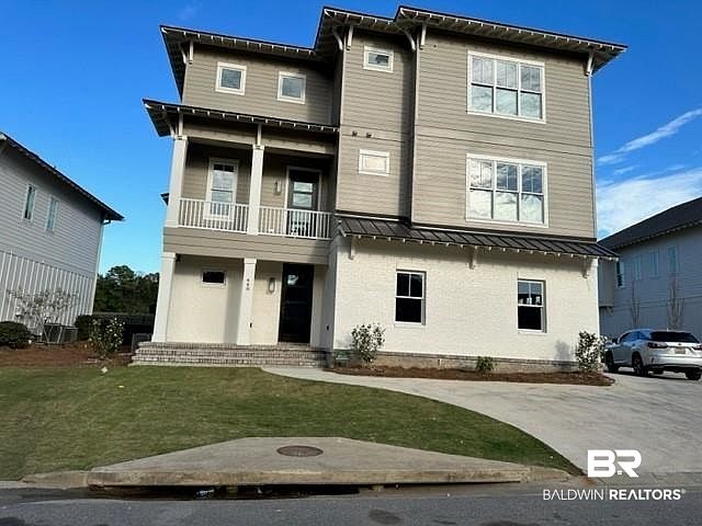 1st image of 448 Colony Dr