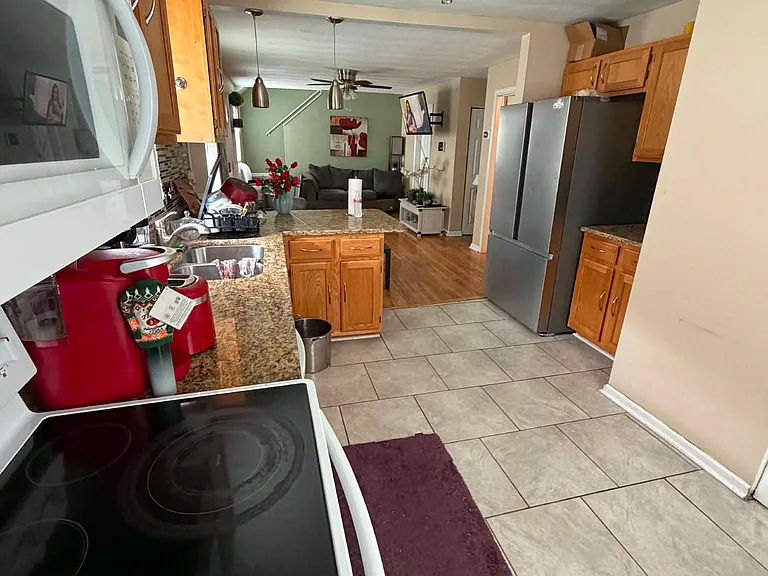 3209 Dartmouth St — Photo 5