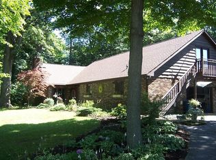 10290 Cyntheanne Rd, Fortville, IN 46040