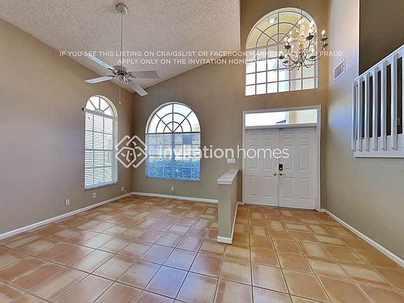 4th image of 1091 Fairfax Cir W