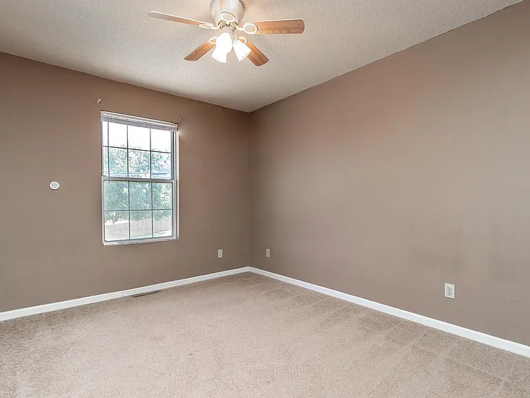 5109 Bethel St — Photo 10