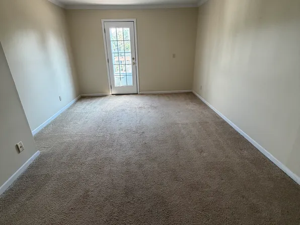 2 Oakland Ave #B, Inman, SC 29349