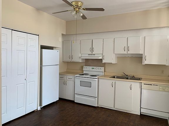 5th image of 215 S Main St APT 117