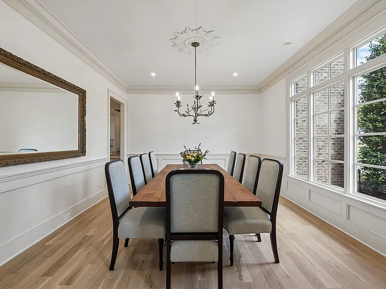 4533 Alcott Dr — Photo 8