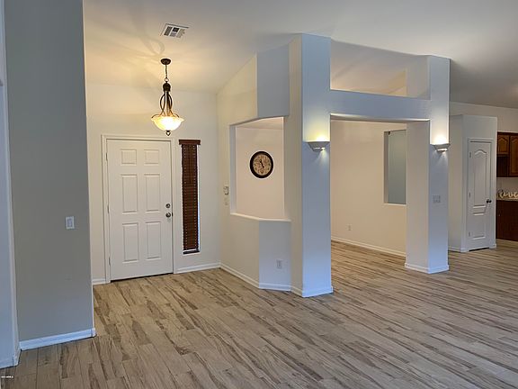 5th image of 23080 W Loma Linda Blvd