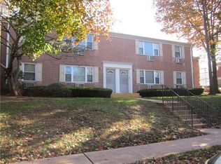 5 York 5b Dr #5B, Edison, NJ 08817