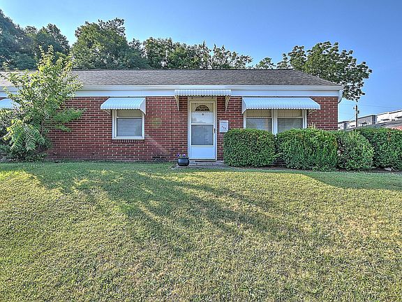 2nd image of 505 Clinchfield St