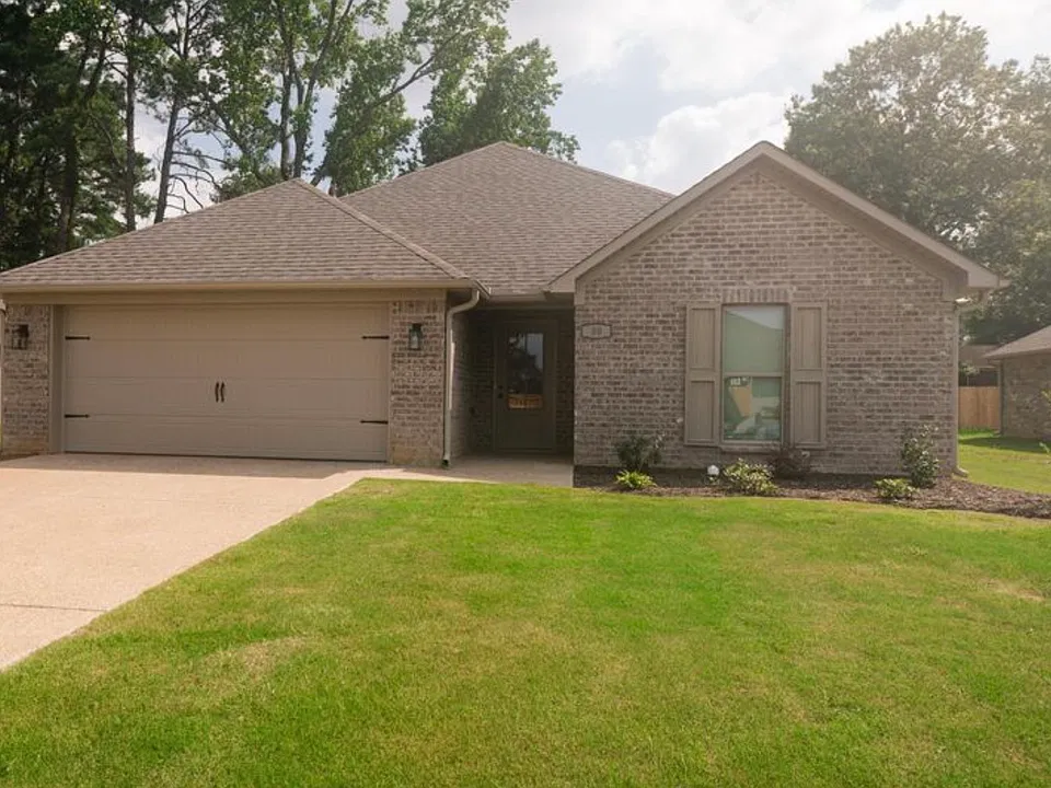 Brookwood Dr