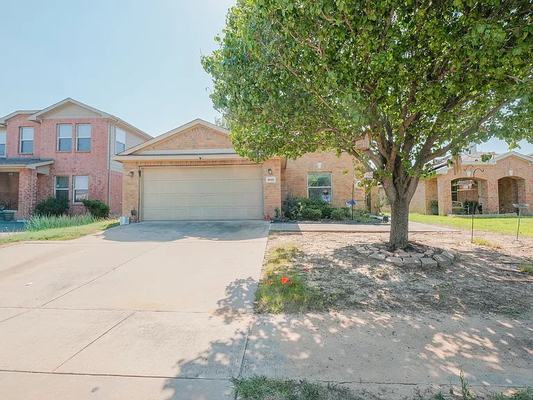1616 Wind Star Way — Photo 1
