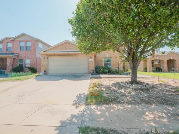 1616 Wind Star Way, Fort Worth, TX 76108