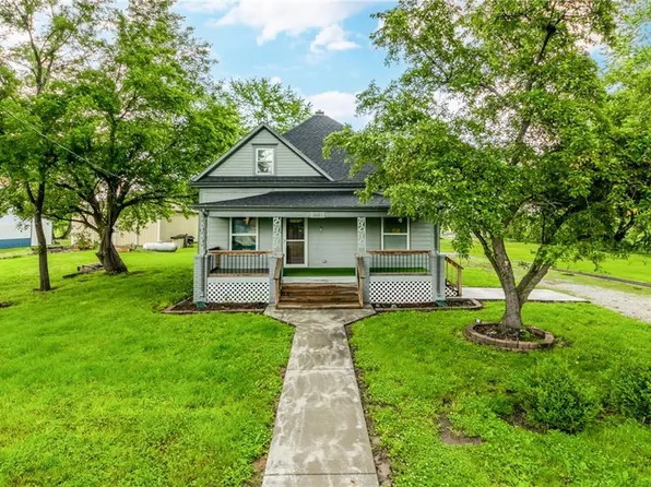 202 W Hortense St, Orrick, MO 64077