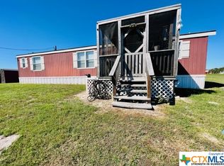 407 Ramona Rd, Seadrift, TX 77983