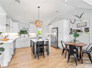 26 Hillside Ave, Northport, NY 11768
