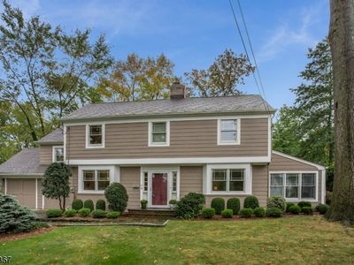 24 Coleman Ave E, Chatham, NJ, 07928