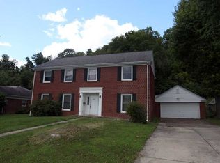 426 Hedgewood Dr, Gallipolis, OH 45631