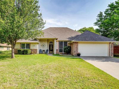 725 Bluebird St, Fort Worth, TX, 76140