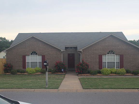2nd image of 163 Rolling Oaks Dr
