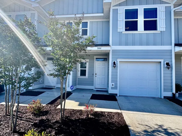 1666 Caleigh Ct, Lynn Haven, FL 32444