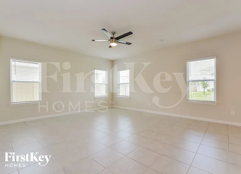 3598 Lazy River Ter — Photo 4