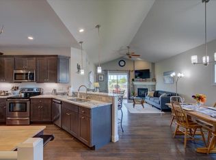 6797 Village Walk Ln UNIT 45, Deforest, WI 53532