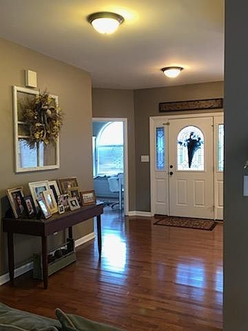 1st image of 105 Jonabell Ct