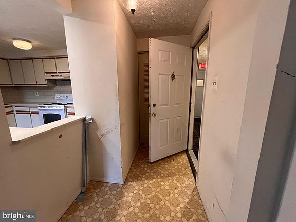 3rd image of 8357 Claremont Woods Dr #A-8357a