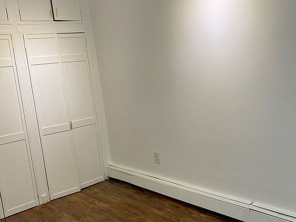 5th image of 700 Washington Ave APT 2R