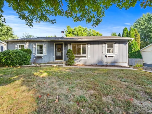 8095 N 2000 East Rd E, Downs, IL 61736