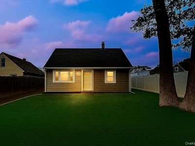 50 Carlls Path, North Babylon, NY, 11703