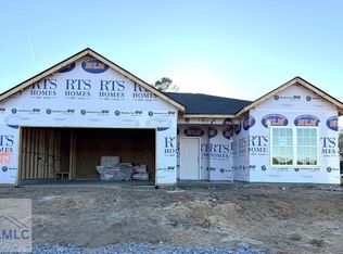 180 Juniper Dr, Hinesville, GA 31313