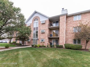18320 Robin Ln APT B1, Homewood, IL 60430