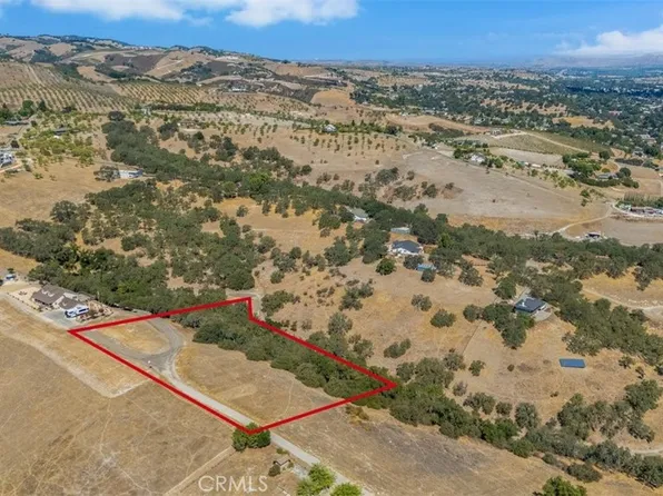 350 Robles Rd, Paso Robles, CA 93446