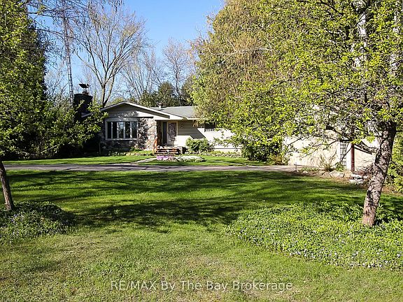 5th image of 630 Sunnidale Rd S