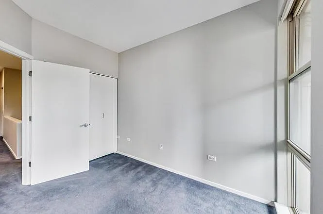 324 N Jefferson St #302 — Photo 21