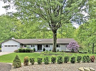 755 Sand Run Rd, Akron, OH 44313