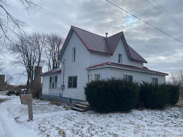 3079 Maple Valley Rd, Marlette, MI 48453