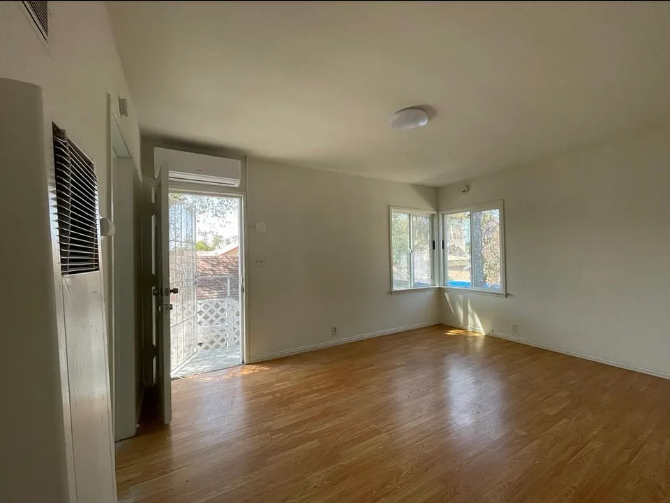 403 S Garfield Ave #407