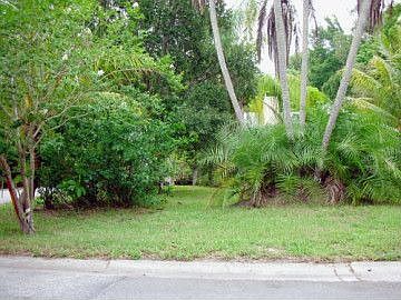 2nd image of 1433 Harbor Dr