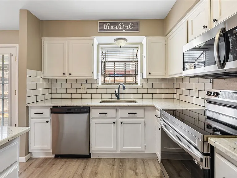 1904 Dartmouth St #H2 — Photo 14